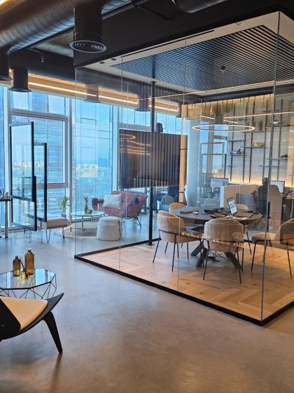 26994257 C750 49f0 A942 A40ec608fe3f (1)